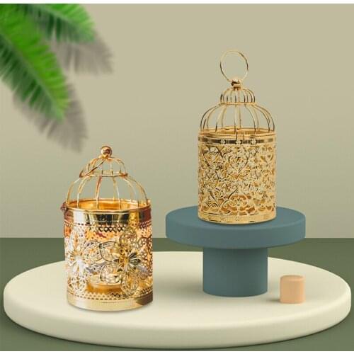 Golden Hollow Metal Cylinder Candle Holder Nordic Cage Iron Candlestick Holder Lantern Decor Modern Home Decoration Craftwork