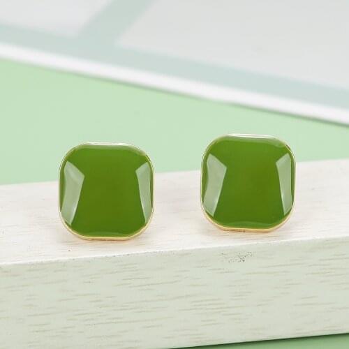 Retro Fashion Contracted Earrings Geometric Trend Beautiful Ladies Earrings Acrylic Women Stud Earrings Joker Metal Earrings