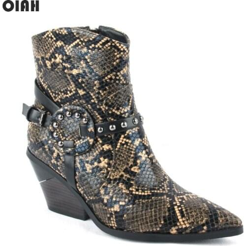 OIAH Snake Skin Ankle Boots Women Pointed Toe Rivet Wedges Heel Boots Woman Fashion Western Boots Zip Shoes Female botines mujer