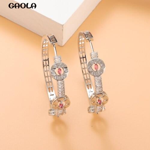 GAOLA Round Strange Ear Ring Fashion Avant-garde Jewelry Comfortable and Lightweight High-grade Jewelry GLE9530