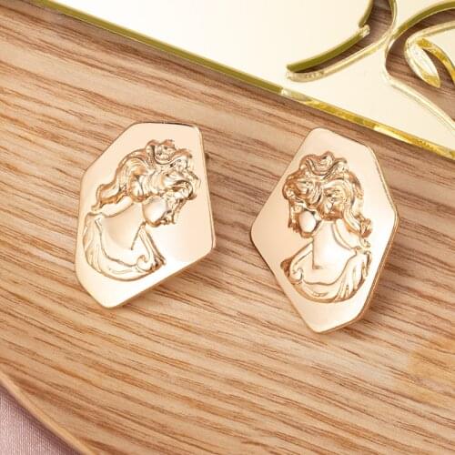 New Simple Female Portrait Earrings for Women Statement Geometric Metal Gold Dangle Drop Earrings 2020 Trend Fashion Jewelry