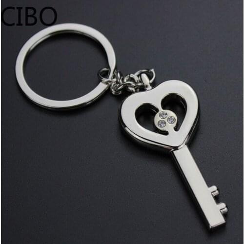 2019 New Wholesale Zinc Alloy Heart Keychain Love Lock Key chain Male / Lovers Pendant Key Ring