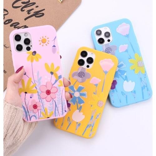 NEW Fashion Pretty Flower Pattern Phone Case For iPhone 12 11Pro Max X XR XS Max 7 8 Plus SE 2020 Soft Candy Color Back Cover
