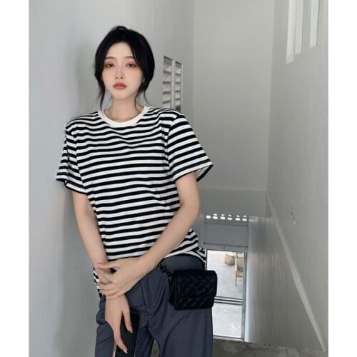 Tops Ladies Short-sleeved Sweater Loose Summer New Style Korean Ladies Casual Striped Top