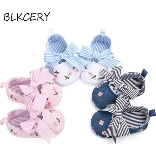 Fashion Baby Girls Crib Shoes Newborn First Steps Toddler Flowers Loafers Infant Tenis for 1 Year Old Footwear Doll Shoes Gift
