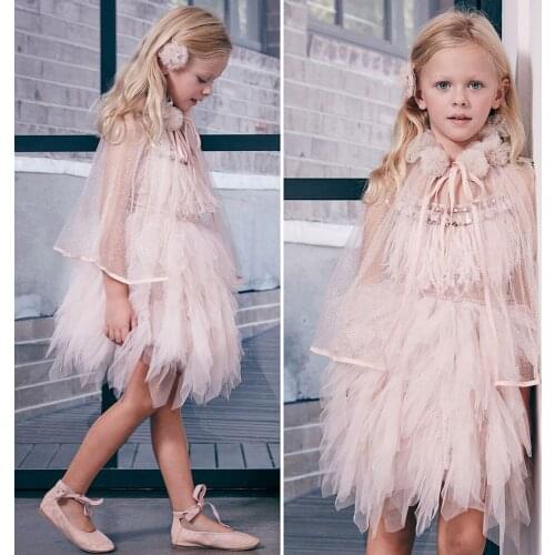 2020 Cheap Flower Girls Dresses Feather Appliques Spaghetti Girl Pageant Gowns Kids Formal Ruffles Puffy Dress For Wedding
