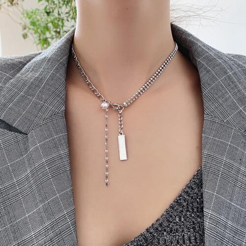 Unique Design Metal Coin Pendant Necklaces for Women Mujer Imitation Pearl Rhinestone Chain Asymmetric Chokers Necklace Jewelry