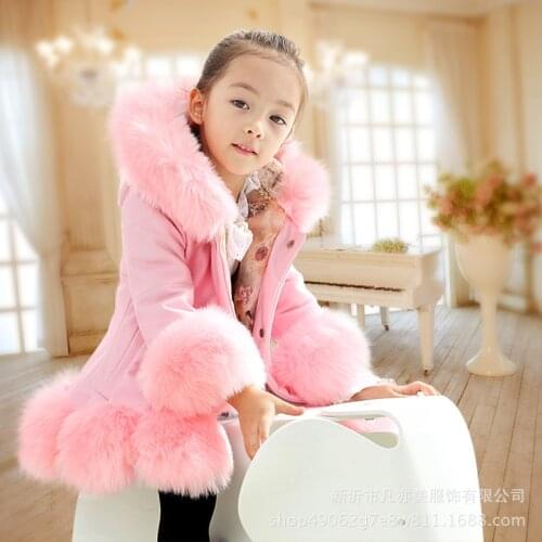 2019 New Arrived Children Girls Long Sleeve Winter Wedding Faux Fur Coat for Girls Soft Warm Party Coat Kids Wedding Outwear