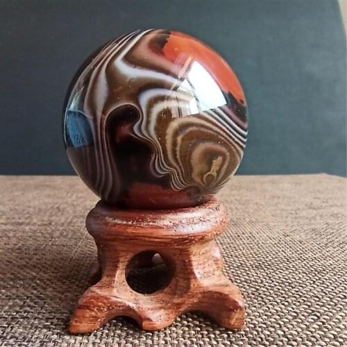 Natural Sardonyx Balls Crystal healing household ornaments from the Madagascan gem properties