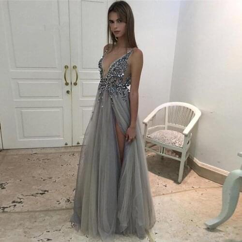 Sexy Beading Prom Dresses Long V Neck Light Gray High Split Tulle Sweep Train Sleeveless Evening Gown A-Line Backless Vestido De