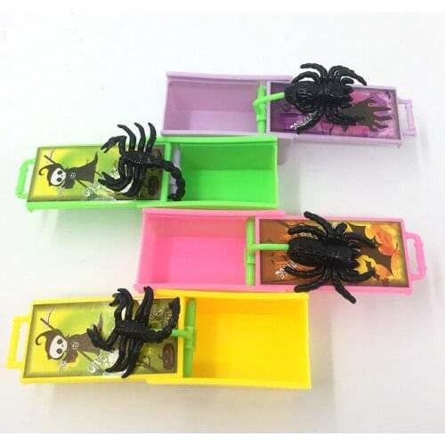 Halloween Tricky Fright Toy Gift Box Prank Scared Box Prank Trick April Fools Day Gift Spider Scorpion Little Bug Scare Toy Box