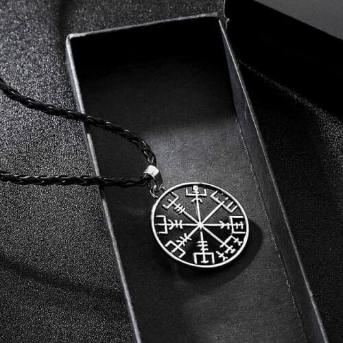 Retro ChainNordic Mythology Style Odin Rune Guardian Necklace Stainless Steel Men Women Gift Creative Fashion Boutique Jewelry