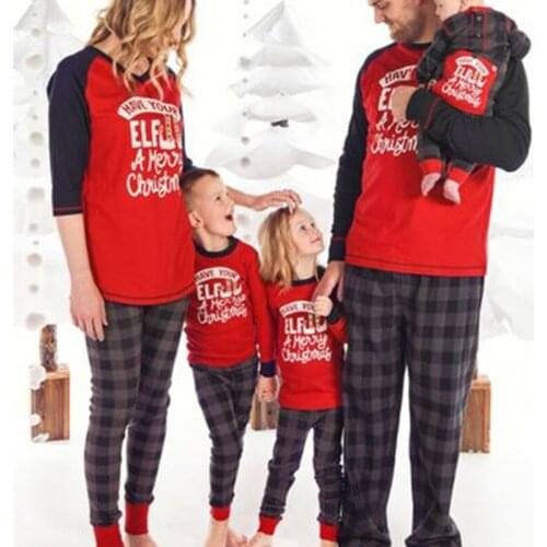 Family Matching Christmas Sleepwear Long-sleeved Print Sets Christmas Pajamas Suit Family Look Dad Mom Kids Baby Fashion Clothes