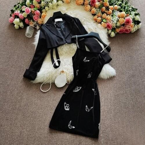 2021 Spring Autumn New Elegant Chain Sling Butterfly Printed Velvet Dress + Short Blazer Jacket Two Piece Fashion Suit Women