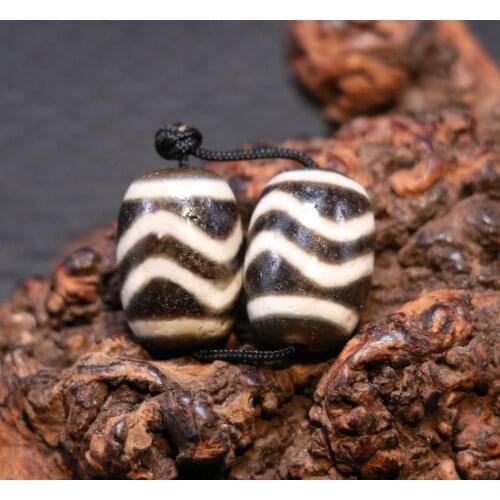 Pair of LKbrother Talisman Treasure Magic Power Tibetan Old Agate Water Wave Be Rich totem Daluo dzi bead