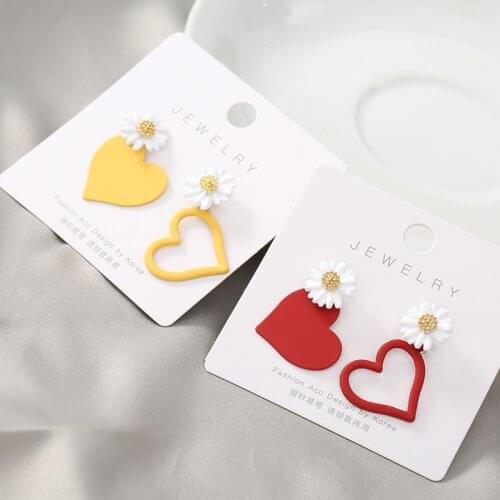 Trendy Yellow Red Hollow Heart Stud Earrings for Women Korean Version of Small Daisy Earrings Dating Jewelry Gift