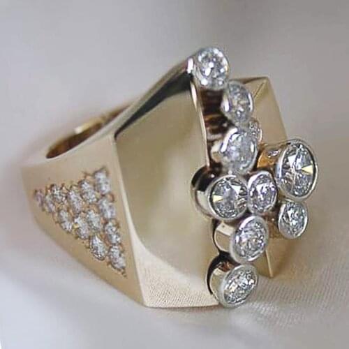 Huitan Luxury Gold Color Punk Women Finger Ring Round Cut CZ Link Fashion Design Cocktail Party Daily Wear Female Ring Size 6-10