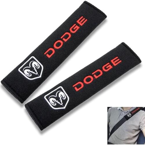 2pcs Cotton Car Badge Seat Belt Shoulder Protection Cushion For Dodge Challenger RAM 1500 Charger Avenger Caliber Nitro