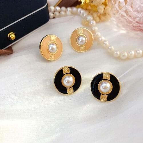YDGY New Fashion Elegant Temperament Franc Drop Oil Pearl Retro Court Earrings Lady Accessories