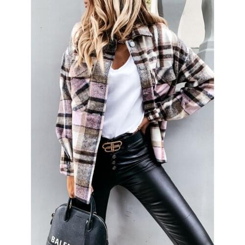 2021 Womens Clothes Spring Long-sleeved Plaid Jacket Shirt Jacket Women Fashion Cardigan Jackets Coat
