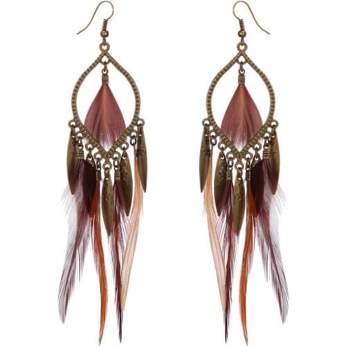 1 Pair Bohemian Style Women Dangle Earrings Fashion Artificial Feather Decor Bohemian Long Drop Earrings Jewelry Accessories