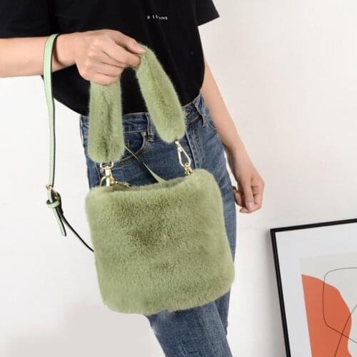 Luxury Faux Fur Crossbody Bag for Women Fashion Winter Female Bucket Shoulder Bags Simple Ladies Plush Handbags Clutch Purse