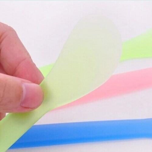 10Pc/lot DIY Face Mask Spoon Facial Mask Stick Cosmetic Spatula Scoop Beauty Makeup Sticks Mud Mixing Tools Color Random