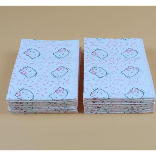 125 Pieces Waterproof Safety Multilevel Hygiene Disposable Dentist Medical Paper Leak-proof Dental Oral Bib Neckerchief