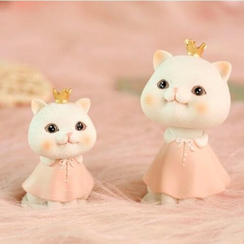 ZOCDOU 1 Piece Creative Nordic Princess Cat Small Statue Figurine Ornament Miniatures Children Decoration