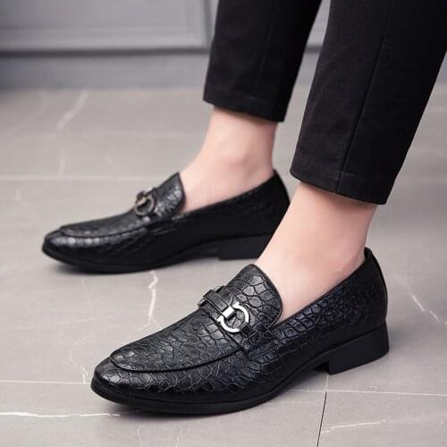 Large size 38-46 Fashion Mens Shoes Casual Men Leather Moccasins Light Breathable Slip on Boat dress Shoes