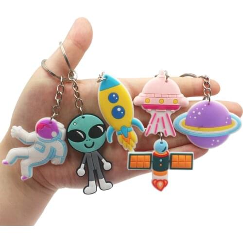 PVC Keychain Spaceman Pendant Key Chain Gift Astronaut Key Ring Happy Birthday Decor Kids Boy Space Theme Party Gift For Guests