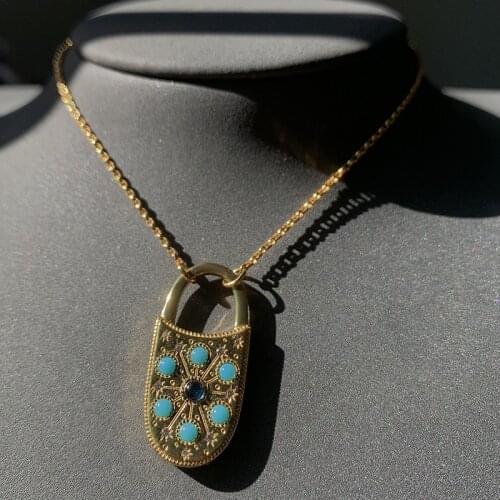 New Roman Style Vintage Fashion Blue Stone Padlock Pendant Necklace Turquoise Exquisite Women Necklace Zk30