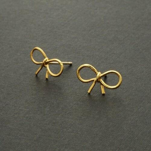 Oly2u Korean Fashion Jewelry Earrings Romantic Bowknot Metal Stud Earrings for Women Butterfly Shape Earing Party Accessories