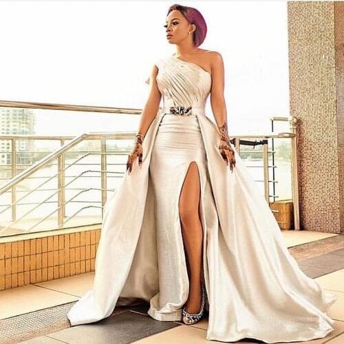 Aso Ebi One Shoulder Evening Dresses Long Pleats Satin High Split Prom Dress With Detachable Train Plus Size robes de cocktail