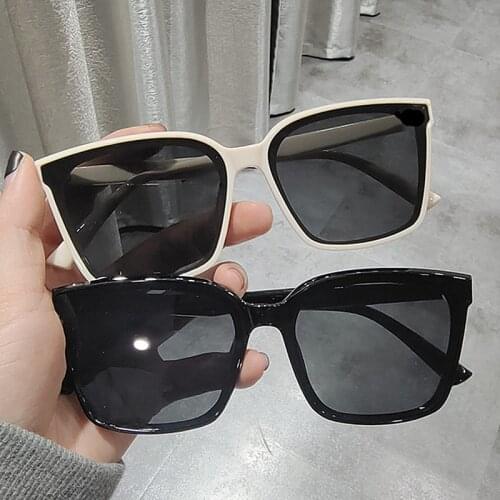 2021 Classic Vintage Square Sunglasses Women Oversized Sunglasses Women Men Retro Black Luxury Sun Glasses Goggle Oculos UV400