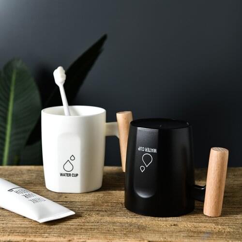 2021 Barthroom Cup Plastic Toothbrush Holder Mouthwash Cup with Wood Handle Water Cup 400ml Tooth Brush Storage Organizer Cup