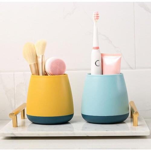 Toothbrush Holder Punch-free Wall Mount PP Home Self Adhesive Toothbrush Stand for Bathroom Accessories Organizer Access