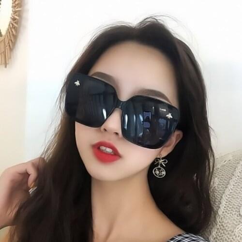 Top Trend Gradient Square Sunglasses Women 2020 Gold Bee Vintage Luxury Sunglasses Ladies Big Shades lunnette de soleil