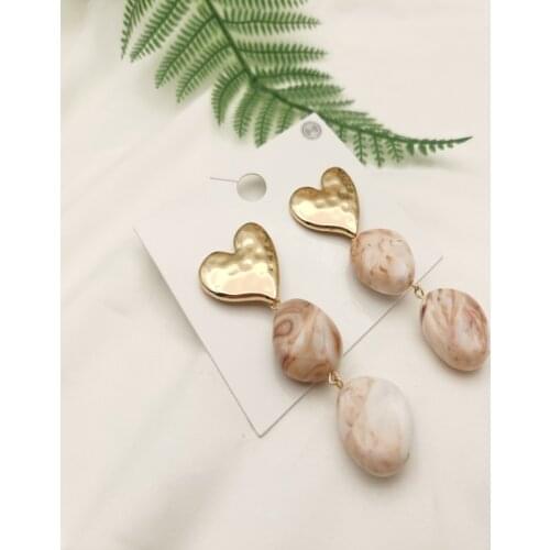 Is tasted euramerican style fashion temperament network red people new resin stud earrings eardrop long E75 texture