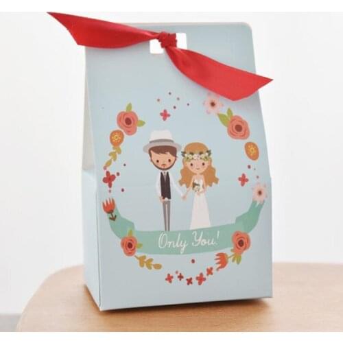 Creative candy box carton boy and girl creative bride and groom candy box wedding sweet bag wedding guest gift 50pcs