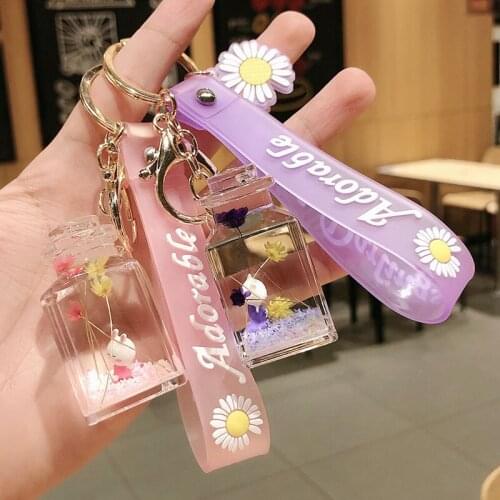 New creative cute kitty pendant key chain cube floating bottle lovers schoolbag hanging car decoration