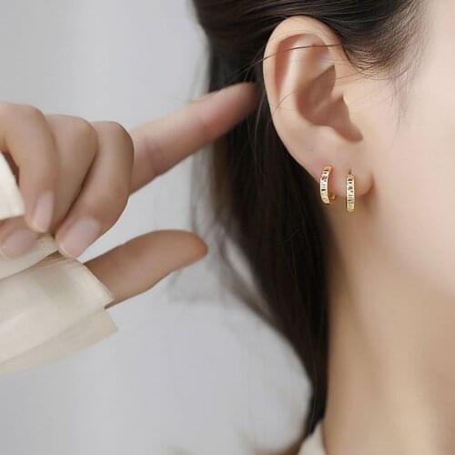 Roman Numeral Design Clip Earrings Minimalism Silvery Punk Jewelry For Women Personality Trend Daily Accessories Birthday Gifts