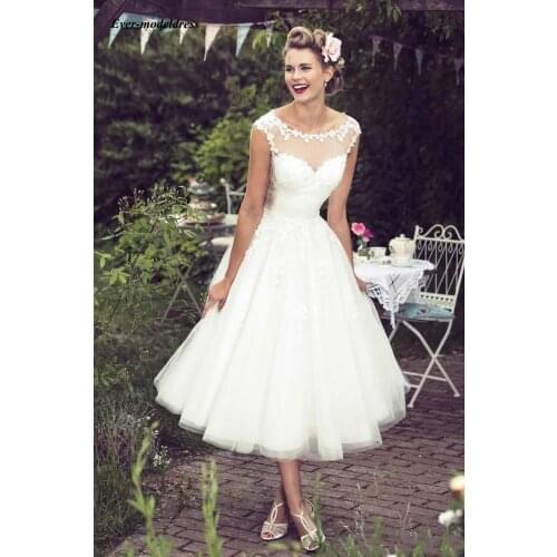 2020 Wedding Dresses Short Tea Length Sheer Neck Open Back Lace Appliques Country Vestidos De Noiva Bride Gowns Cheap