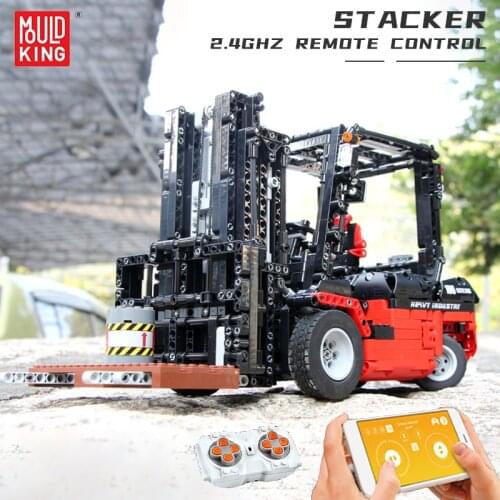 MOULD KING Remote Control Building Blocks Stacker Truck Model 1/10 High-Tech Education Toy MOC DIY Bricks Toys Children Gifts