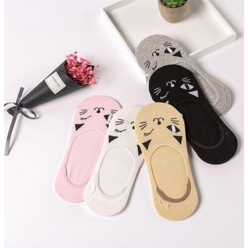 Hot sale Kawai Blinking Cat Women Socks Summer Spring Fall Cute Animal Cotton Socks Candy color Women