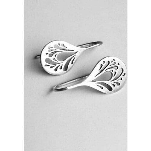 Fashionable Simple Hollow Earrings