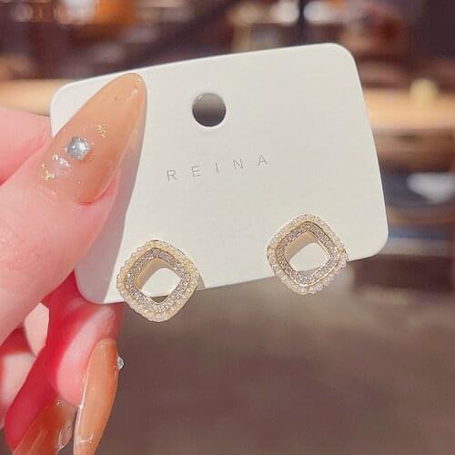 Geometry Fashion Elegant Zircon Pearl Earrings for Women Trendy Stud Earrings Jewelry Female Simplicity Design Delicate Ear Stud