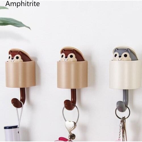 Creative Squirrels Hook Glue Sticker Wall Hanging Hook Seamless Paste Door Free Punch Glue Hook Bathroom Accessories Home Decor