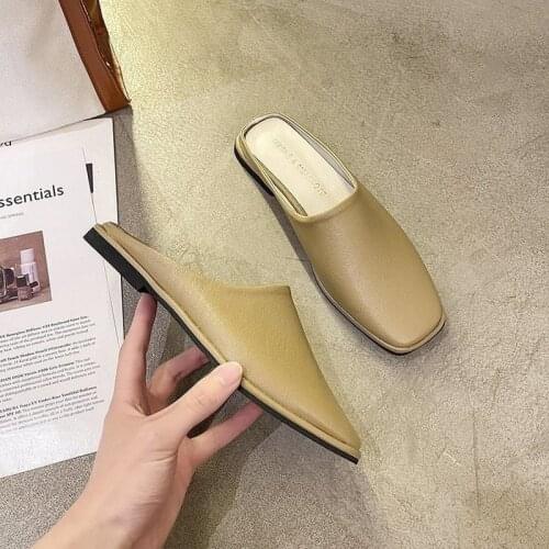 The New Spring/summer 2021 Versatile Square Toe Slippers Fashion Flat Mueller Shoes Slippers Women Women Shoes
