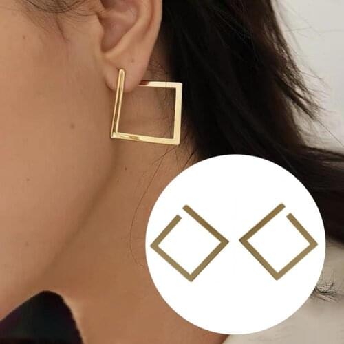 Square Earrings Novel Design Stylish Alloy Stud Twist Huggie Hoop Not Easy to Fade Earrings for Woman Outdoor Party Gifts